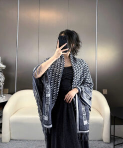 Khăn choàng cổ Dior Oblique xanh hải quân cao cấp 140x140cm – len lông thỏ sang trọng họa tiết biểu tượng Christian Dior