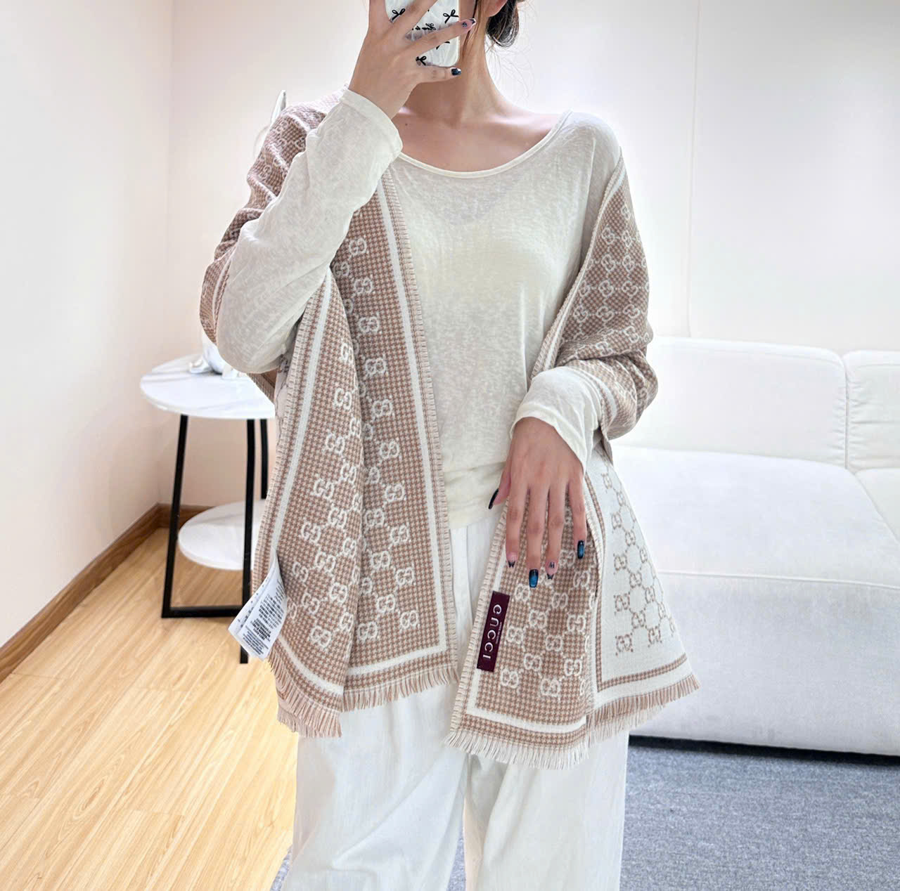 khăn quàng cổ gucci