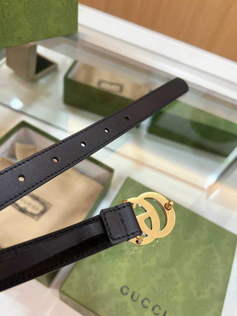 thắt lưng da hai mặt Gucci