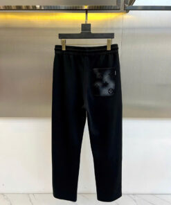 Quần Thể Thao Nam Vuitton 26SS - Form Chuẩn, Mát Nhẹ, Phong Cách Street Luxury